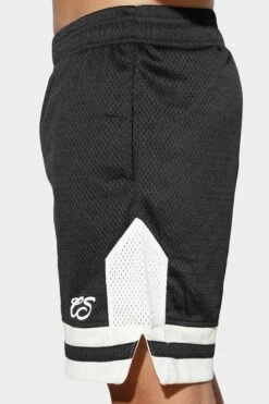 Corner Store Flowstate Shorts Black -Urban Wear Online Shop DSC08133 0b6ac504 99f8 4022 b392 0af899fbb79afa