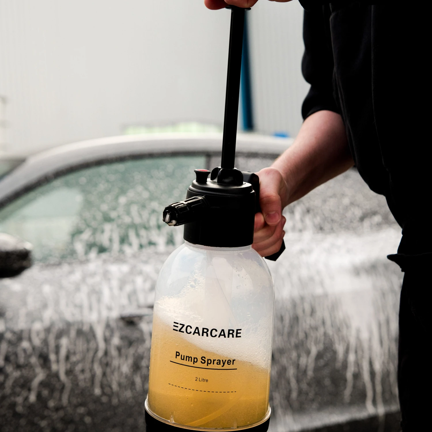 EZ 2 Litre Pump Sprayer 6 EZ 2 Litre Pump Sprayer - Image 5