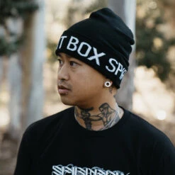 Repeat Black Winter Beanie -Urban Wear Online Shop beanie2